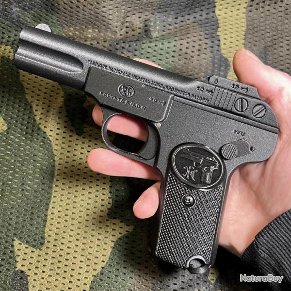 Reproduction Factice pistolet Browning FN 1900