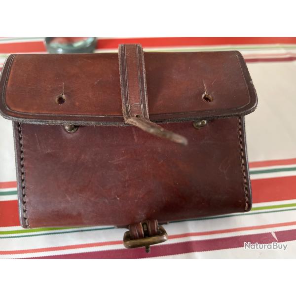 Sacoche de ceinture tout cuir