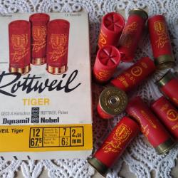 10 ANCIENNES  CARTOUCHES DE COLLECTION ROTTWEIL TIGER cal 12 DANS LEUR BOITE D'ORIGINE