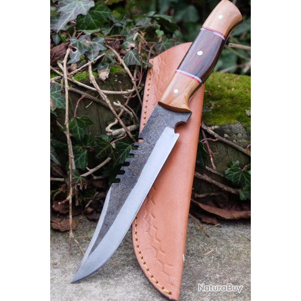 BIG Couteau Buscharft Survie Bowie Lame Acier Carbone 1075 Etui Cuir Manche 3 Bois Fab Artisanale01