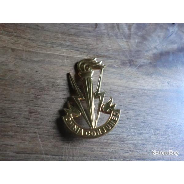 insigne coiffure des troupes de transmissions arm�e belge / omnia conjugo