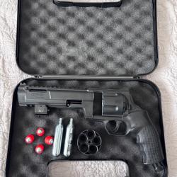 Pistolet de d&eacute;fense TR68 umarex 16j + 2 cartouches de co2