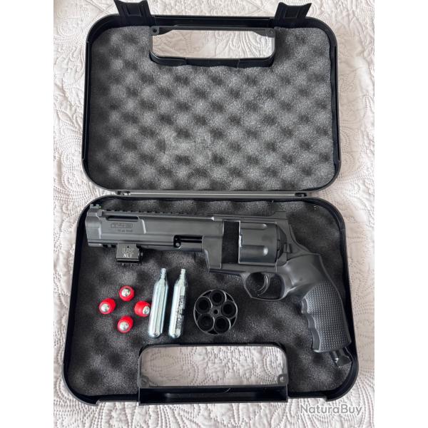 Pistolet de d�fense TR68 umarex 16j + 2 cartouches de co2