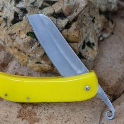 Couteau Pi&eacute;montais Manche R&eacute;sine Yellow Lame Acier Carbone 1055 Sheepfoot Fabrication Artisanale