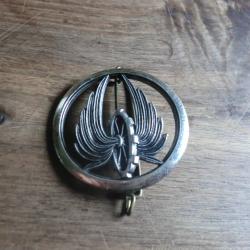 insigne de b&eacute;ret du train  m&eacute;tal argent&eacute; / coinderoux paris