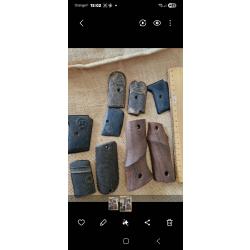 LOT DE 9 PLAQUETTES DE CROSSE DEPAREILLEES POUR PISTOLETS ET REVOLVERS