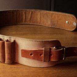 RARE Cartouchi&egrave;re TOUT CUIR, pour cartouches lisses calibre 28