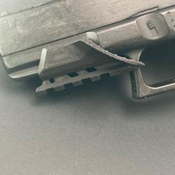 Repose Pouce Glock34 Gen 4 PLA avec Rail Picatinny (Coloris au choix)