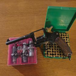 revolver MAS fran&ccedil;ais 1892 avec outils rechargement.
