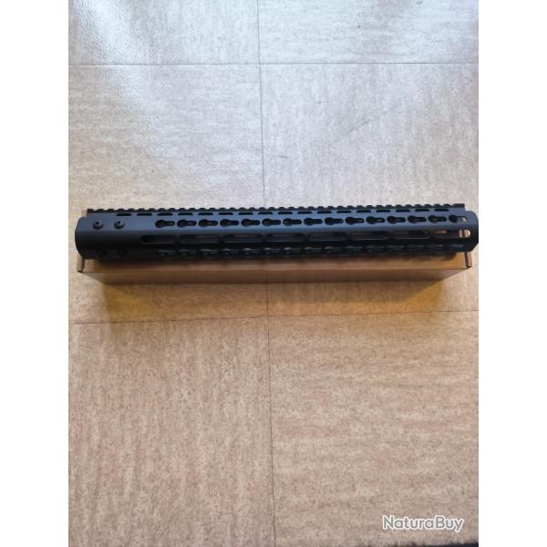 Garde mains flottant AR15 KeyMod�-15"