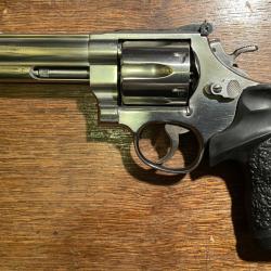 Smith & Wesson 629 Classic 44 Mag / Inox / 4 Pouces = 1� Seulement !