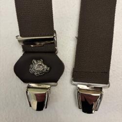 Bretelles vertes avec &eacute;cussons sanglier