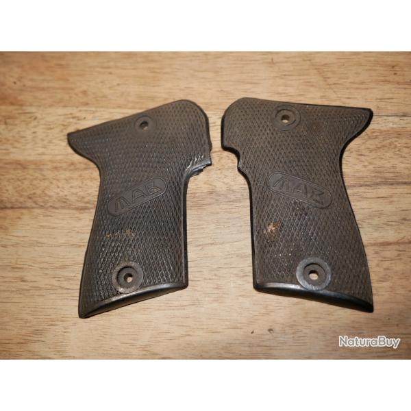 Paire de plaquettes de MAB C en 7.65mm