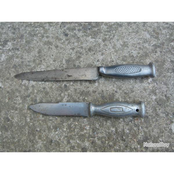 Lot de 2 Couteaux sans Fourreaux Poign�e Aluminium Poilus ? ww1 ? CJF ?