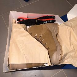 HAIX - Pointure 43 - Neuves Chaussures de Combat Zones Temp&eacute;r&eacute;e
