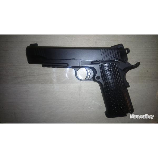 Pistolet R28 Army Armament airsoft � Gaz GBB