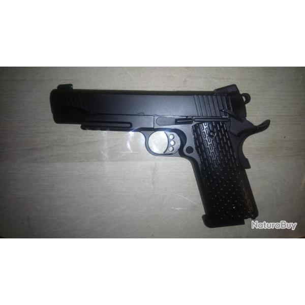 Pistolet R28 Army Armament airsoft � Gaz GBB