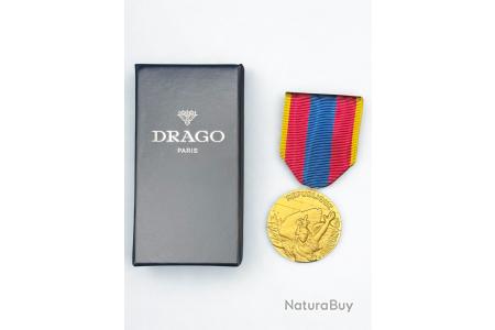 14.021) Médaille de la Défense Nationale - Or - Drago - Médailles