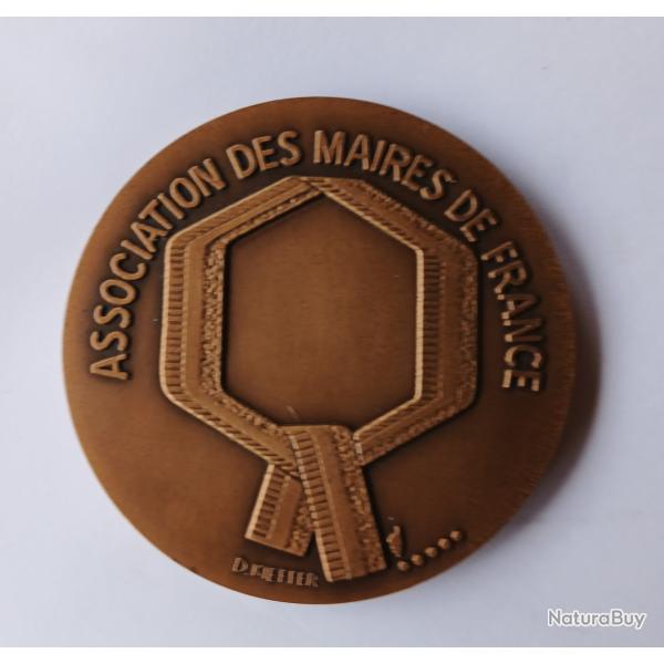 M�daille association des maires de France