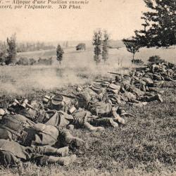 CPA - CAMP MAILLY 10-Aube Tactique Moderne INFANTERIE Avancement terrain d&eacute;couvert  -N&deg;7485