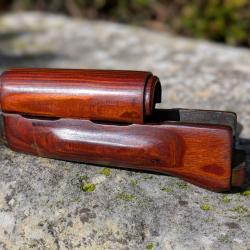 Vend garde main bois pour AK et AKM 2