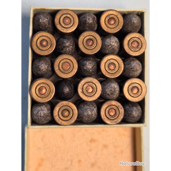 Une boite de 25 cartouches mle 1873 de MF st Etienne commercial  bel �tat