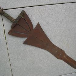 Tr&eacute;s grand  Sabre NGOMBE-NGANDU du Nord Congo.