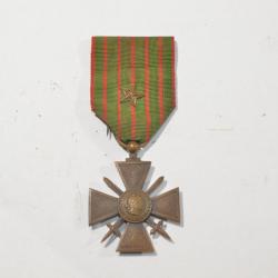 Croix de Guerre Fran&ccedil;aise WW1 Poilu 1914/1918 French  (17B )