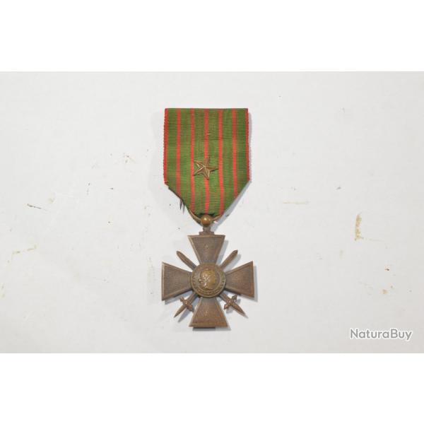 Croix de Guerre Fran�aise WW1 Poilu 1914/1918 French  (17B )