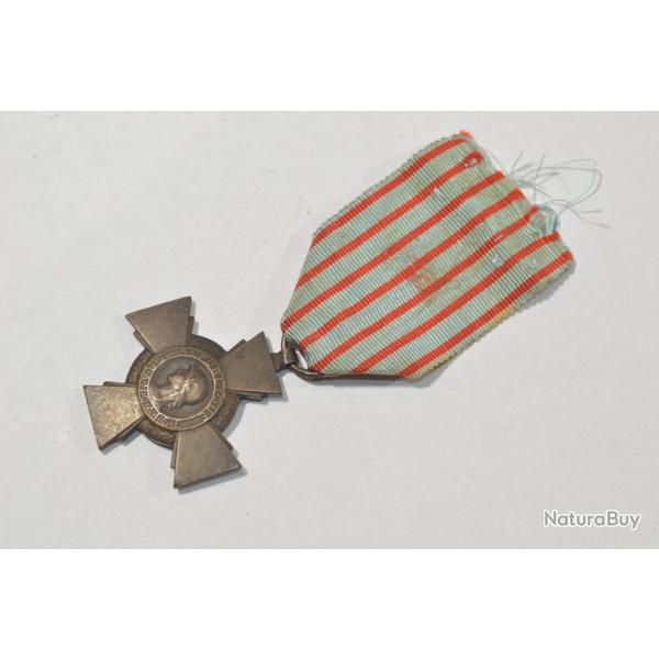 Croix M�daille du Combatant France 14/18 1914/1918 Poilu (17B)