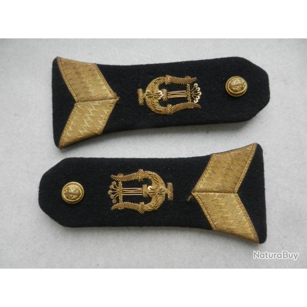 belle paire de pattes d'�paule/�paulettes de Spencer - musique de la marine