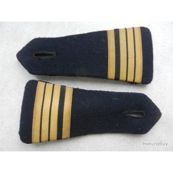 ancienne paire de pattes d'�paule/�paulettes commandant