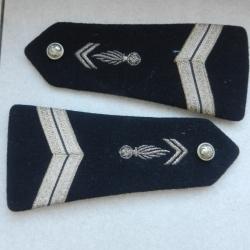 paire de pattes d'&eacute;paule &eacute;paulettes gendarmerie mar&eacute;chal des logis