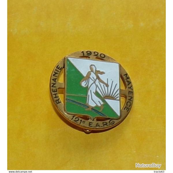 121� Escadron Automobile de R�serve G�n�rale, ajour� ,volant broch� d'un �cu vert et blanc � une sem