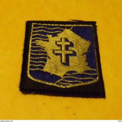 2&deg; DIVISION BLINDEE  TYPE 2655 , INSIGNE D'EPAULE EN TISSU , MODELE ANCIEN , OBSOLETE POUR COLLECTIO