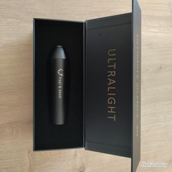 Mod�rateur de son Freyr et Devik Ultimate Silence 3D 131 cal 30-06
