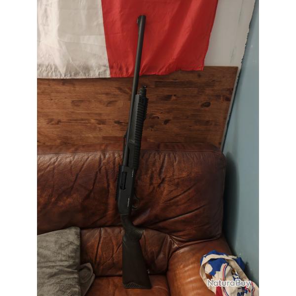 Fusil a pompe manuchasse