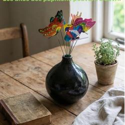 D&eacute;coration 10 papillons sur tige pour mettre dans le jardin int&eacute;rieur et ext&eacute;rieur; bouquet color&eacute;