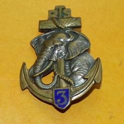 3&deg; R&eacute;giment de Tirailleurs S&eacute;n&eacute;galais, &eacute;l&eacute;phant, dos lisse embouti, FABRICANT AREMAIL ,HOMOLOGATION