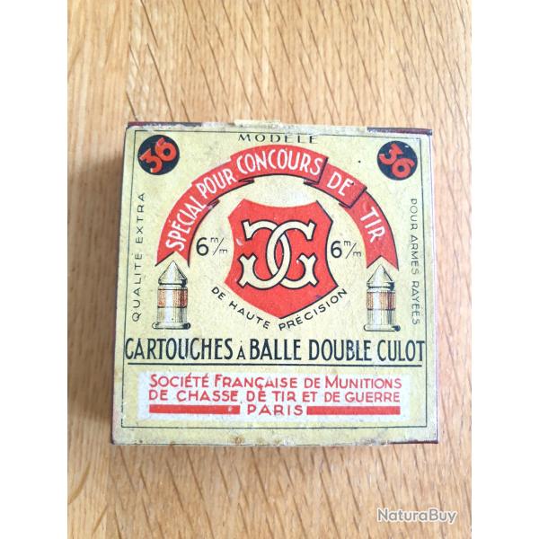 Boite m�tal 36 cartouches � balles calibre 6mm. Premier championnat de tir f�minin.