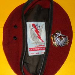 BERET ROUGE DES PARACHUTISTES DE L'ARMEE FRANCAISE AVEC INSIGNE DES TROUPES DE MARINE FABRICANT BERA