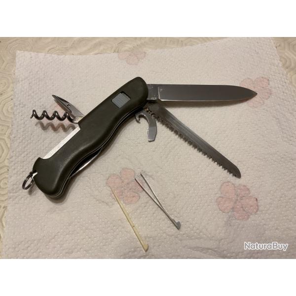 COUTEAUXDU CHASSEURS SUISSE HUNTER