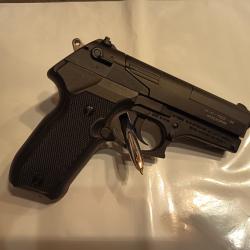 Pistolet a plombs gamo pt 80