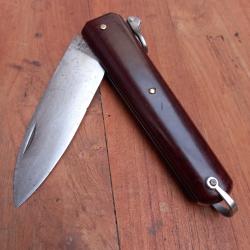 Gros et Solide Couteau BOULEDOGUE Chasseur VERITABLE ISSARD Manche C&eacute;loron