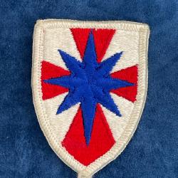 &Eacute;cusson / patch US 8e commandement de soutien