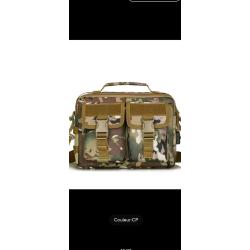 Sac militaire tactique CAMO &agrave; bandouliere, poign&eacute;e et USB