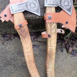 Lot de 2 Hache de Viking Ragnar Lothbrok Lame Acier Carbone 1055 Manche Bois Etui Cuir Artisanale