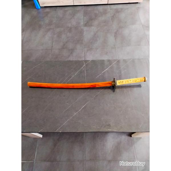 Katana couleur marron/Ivoire TBE lame non tranchante