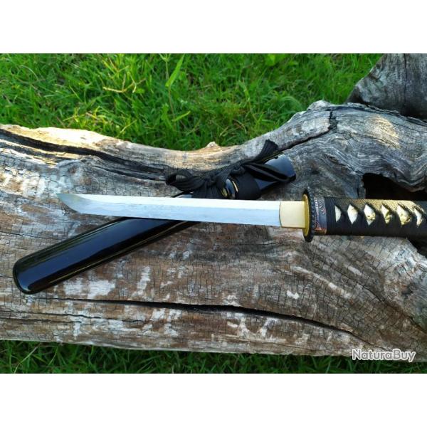 TANTO NOIR  V�RITABLE SABRE FORG� A LA MAIN EN ACIER DAMAS 512 COUCHES  LAME AIGUIS�E