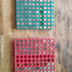 Lot de 185 amorces non percut&eacute;es